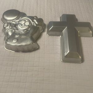Bundle vintage 80s Wilton cake pans carnival clown balloons & Christian Cross
